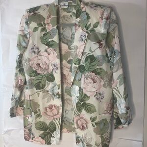 Stuart Barry Vintage women’s open front blazer. Soft pastel colors. Pockets Sz 8